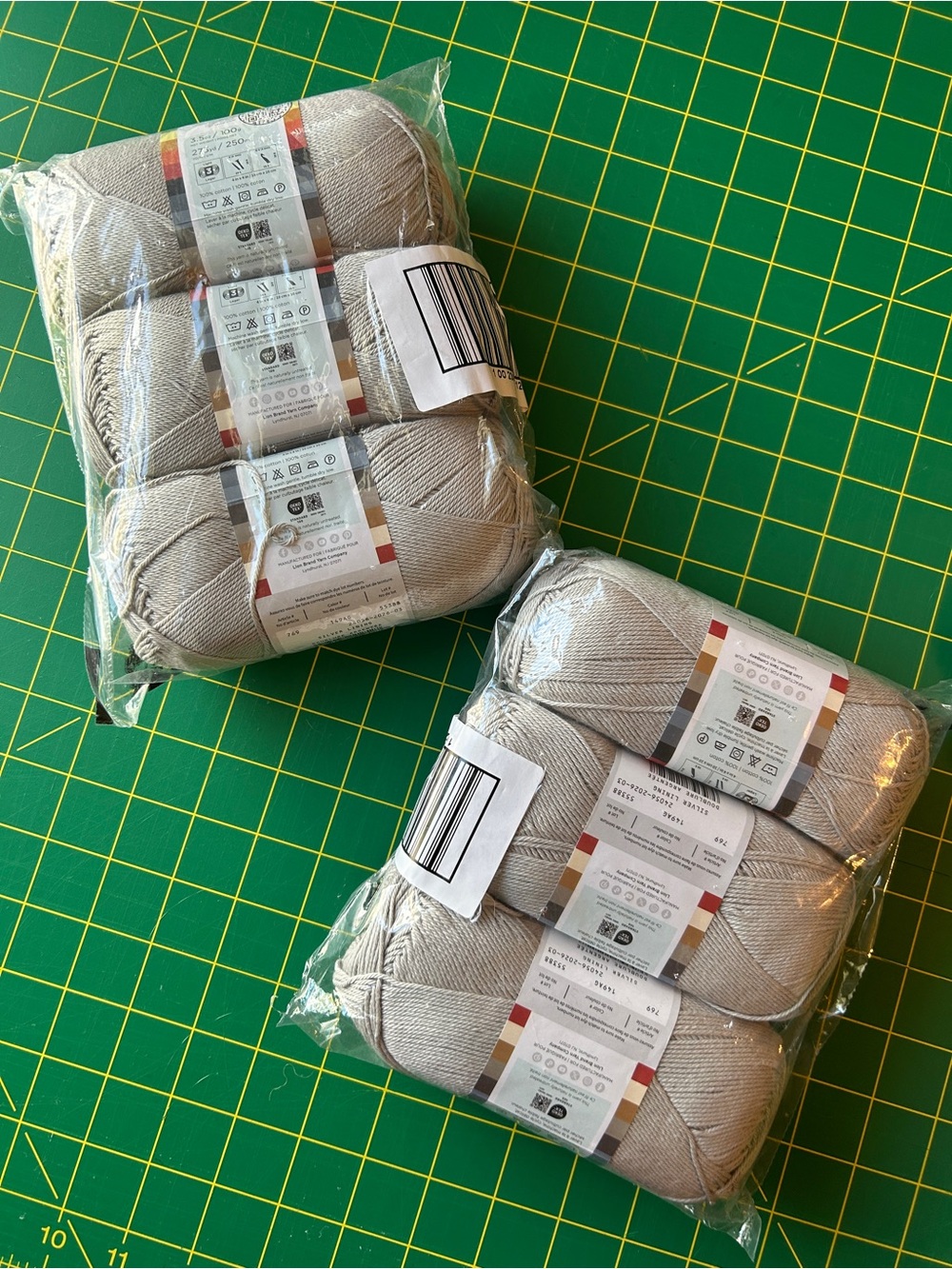 YARN DESTASH / 24/7 Cotton DK in Silver Lining